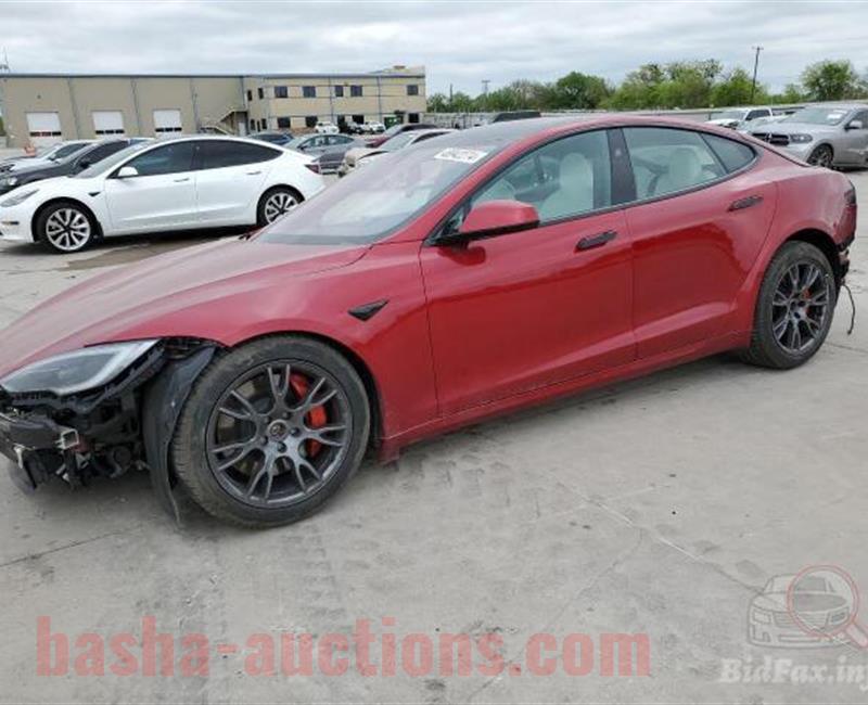 2023 TESLA MODEL S  بليد  احمر