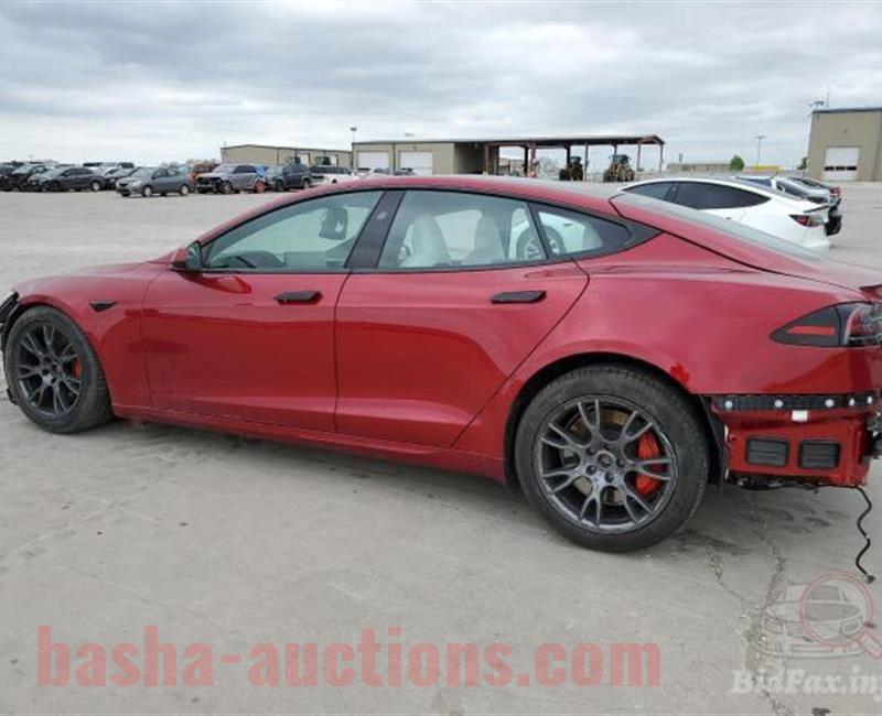 2023 TESLA MODEL S  بليد  احمر